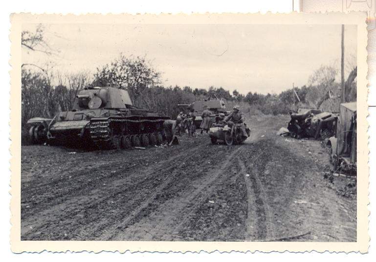 Разгром брянского фронта. Танковая группа Гудериана 1941. Танковая бригада 1941г. Разгром под Вязьмой 1941. Битва за Брянск 1941.